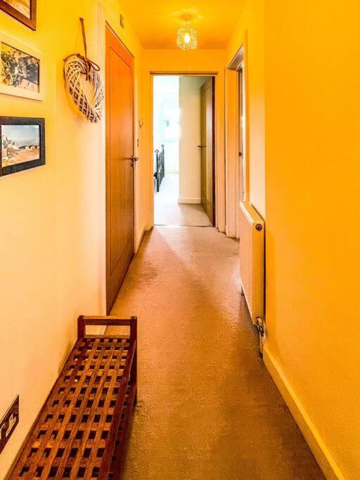 Soho Beach Apartment With Fabulous Sea View And 2 Minutes To The Beach With Free Parking And Netflix Μπόρνμουθ Εξωτερικό φωτογραφία